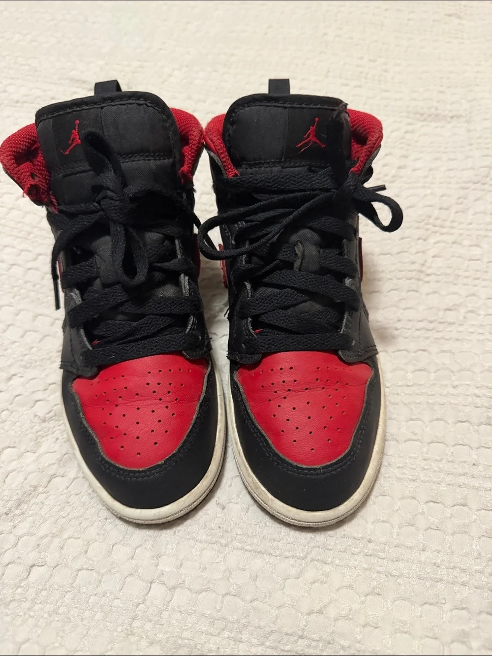 Nike Kids High-Top Sneakers in Black and Red